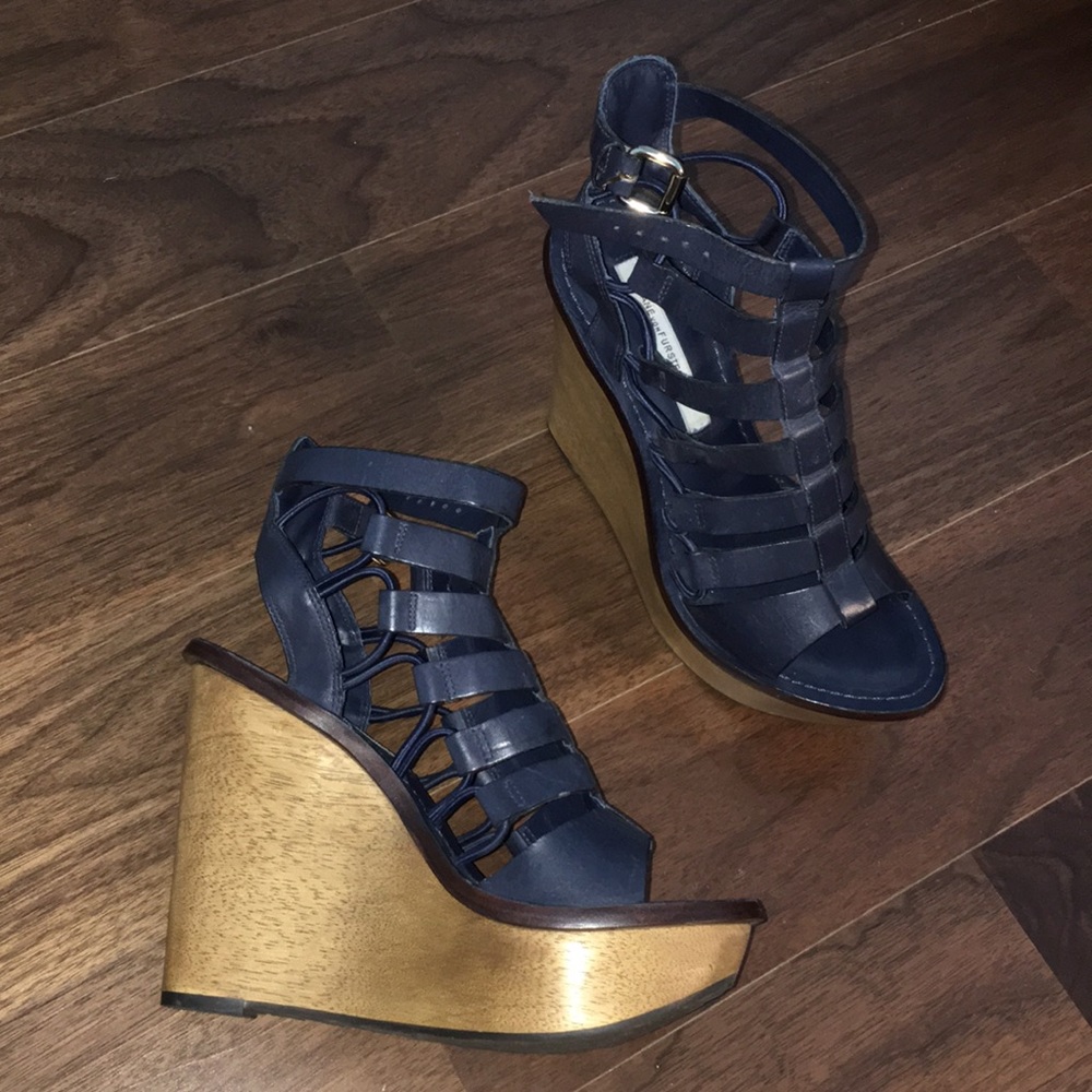 DVF Wedges
